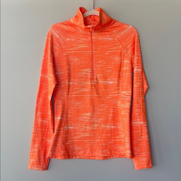 WOMENS RHINESTONE BEDAZZLED UNDER ARMOUR Auburn University HALF ZIP
NWOT - Picture 3 of 9